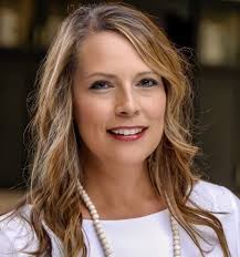 Debbie Houser's Instagram, Twitter & Facebook