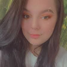 Victoria Coe 🐝 (@victoriaxcoe)