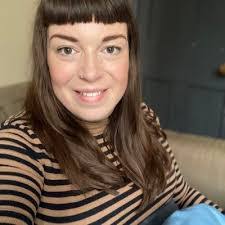 Mollie Kenyon's Instagram, Twitter & Facebook