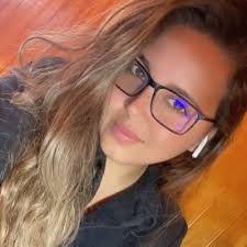 Alida Murillo's Instagram, Twitter & Facebook