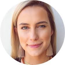 Alyssa Laughlin's Instagram, Twitter & Facebook