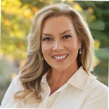 I am extremely excited to announce that I will be working for Lee &  Associates Commercial Real Estate Services in Ontario, California! I would  like to extend my thanks to Micheal Chavez