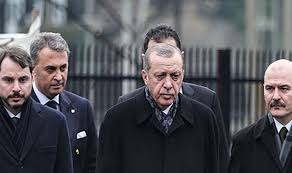 Bilal erdoğan ve reyyan erdoğan'ın ömer tayyip ve ali tahir isimli iki çocuğu daha var. Murat Yetkin Yazdi Erdogan In Muhalefete Feda Ettigi Ilk Bakani Damadi Oldu
