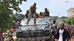 The rebels have closed the borders and abrogated the constitution . Mn8vmvwemrld4m