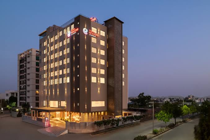 Luxury Hotel in Udaipur | Best Hotel in Udaipur | 5 Star Hotel in Udaipur