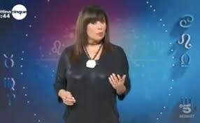 In auto con ada alberti. Pesci Irresistibili Guai E Soldi Per L Acquario L Oroscopo Di Ada Alberti Il Tempo