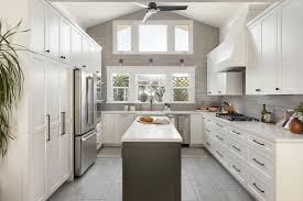 Discover inspiration for your farmhouse kitchen remodel or upgrade with ideas for storage, organization, layout and decor. Grove Project Transitional Kitchen San Diego By Bungalow 56 Houzz