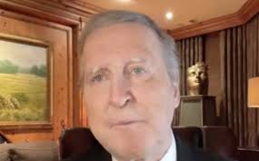 29-year-old nurse practitioner and bodybuilder Lequawn James spent 10 days  in the intensive care unit fighting coronavirus. “To see yourself not to be  able to walk four feet without oxygen, it was