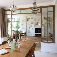 Bilboquetdeco On Instagram Bonheur Du Jour Ces Petits Lustres Ne Sont Pas Encore Accroches Au Bon End Inspiration Salle A Manger Decoration Appartement Deco