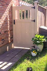 Realize You Compulsion A Fence That Doesn T Create You Broke Learn How To Construct A Fence Behind This Wooden Garden Gate Garden Gate Design Diy Garden Gates