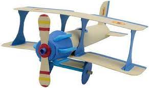 Dóblalo como indica la imagen 1 para que tome forma de rectángulo. Aviones Hechos De Conos De Carton Buscar Con Google Como Hacer Un Avion Artesanias De Avion Avion De Carton