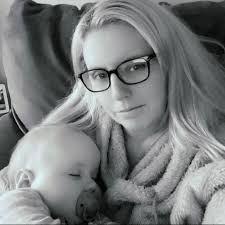 Who can help with a backyard clean in Mount Martha?