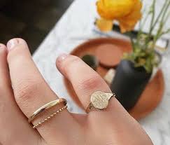 Somos Tu Mejor Opcion En El Mercado Compramos Tus Joyas Al Mejor Precio Pide Tu Cita Al 8439 6868 Gold Oro Jewelry Trends Vale Jewelry Cute Jewelry