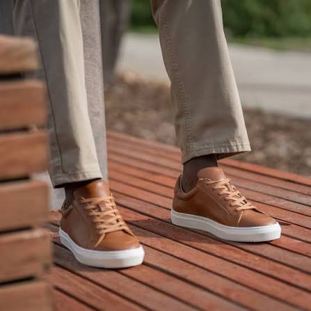 Men's Tan Leather Low Top Sneakers - Sparrods & Co