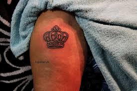 1001 coole lowen tattoo ideen zur inspiration tatuering. Krone Kronchen Tattoo Tatowierung Dresden Trojahner Korperkunst Dresden