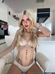 valeriavee Nude OnlyFans Leaked Photo 1 - Fapomania!