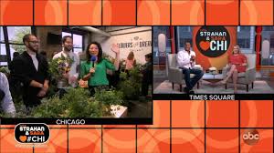 Hours may change under current circumstances Abc S Strahan And Sara Surprise Flowers For Dreams Owners Steven Dyme And Jo Dickstein With Lunch Abc7 Chicago