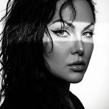 Hey loves ❤️💅🏼 I wanna start selling custom press