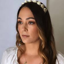 These 14 wedding makeup tips help you save face... literally