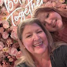 FREE ICE CREAM DAY!!🍦🤑 Stop by Ben & Jerry's today until 8 pm for a FREE  scoop of ANY ice cream with proceeds going toward local education! We got  'Chunky Monkey,' what's