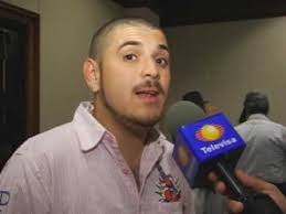 EL KOMANDER ALFREDO RIOS EN CONFERENCIA DE PRENSA DE LOS COMPOSITORES Y  MONITOR LATINO