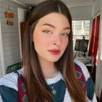 Kaitlin Ayers's Instagram, Twitter & Facebook