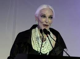 She covered vogue at the mere age of 15, and has been modelling ever since. Carmen Dell Orefice S Speech At The Opening Of Horst Photographer Of Style V A Blog