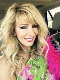 Sonya Spellerberg (@SonyaGoodrich)