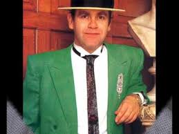 Don T Let The Sun Go Down On Me Lyrics Rocketman Elton John Love So Cold 1980 With Lyrics Elton John Rock N Roll Music Green Suit