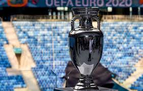 Las últimas noticias de la selección española, calendarios, resultados, etc. Hoje Com 24 Selecoes Uefa Estuda Possibilidade De Realizar Eurocopa Com 32 Times Lance