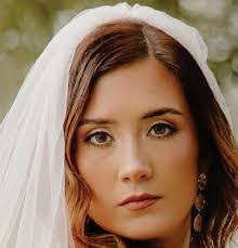 Dena Bond's Instagram, Twitter & Facebook