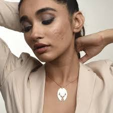 Faye Sterling's Instagram, Twitter & Facebook