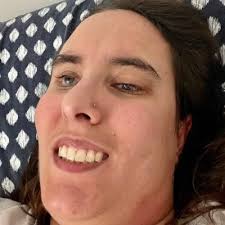 Danielle Burden (@DanielleBurden1)