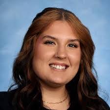 Melissa Dowd's Instagram, Twitter & Facebook