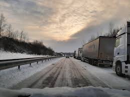 Alberta transportation ne permet qu'aux élèves d'utiliser les transports réguliers et les. Une Partie De La France Sous La Neige Et Dans Le Froid Nos Images De La Bretagne A L Alsace Actu