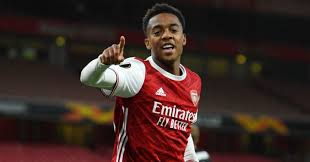 Steve bruce rates bruno fernandes very highly but the newcastle head coach believes comparisons with eric cantona should be tempered until the portuguese brings the glory days back to manchester united. Willock Vents Disappointment At Arsenal Admits Shock At Steve Bruce Plan