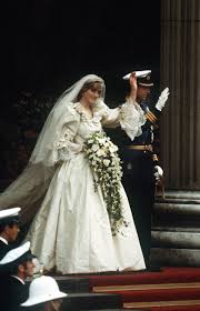 Prince And Princess Of Wales Leave St Paul S Cathedral Princess Diana Wedding Dress Princess Diana Wedding Diana Wedding Dress