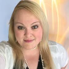 Rebecca Keesee's Instagram, Twitter & Facebook