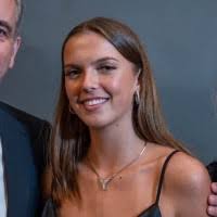 7 "Isabelle Mackenzie" profiles