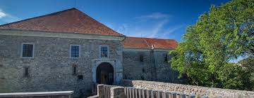 Travel guide resource for your visit to pécsvárad. A Var Pecsvaradi Var