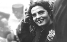 Amália rodrigues by amália rodrigues has 30 videos. Amalia Rodrigues O Fado Da Resistencia