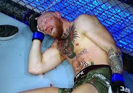 Конор макгрегор — один из самых сильных бойцов на земле. Foto Nokautirovannyj Makgregor Stal Memom Nad Nim Smeyutsya V Socsetyah