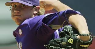 LSU notebook: LSU closer Hunter Newman could be ready to return this  weekend after impressing in throwing session