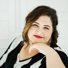 Taryn Lee's Instagram, Twitter & Facebook