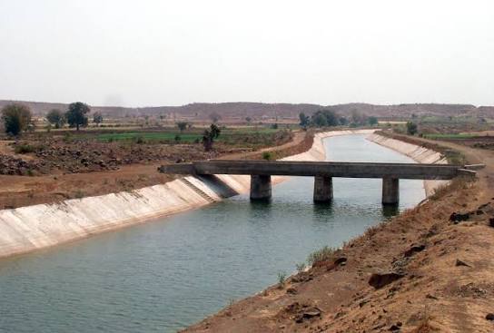 File:Sardar Sarovar Canal with flow.jpg - Wikimedia Commons
