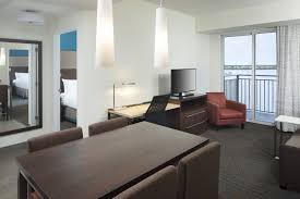 Residence Inn Clearwater Beach Two Bedroom Suite Dining Area Happy Guestroom Hotel Two Bedroom Suites Two Bedroom Home