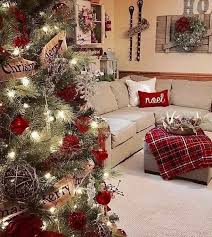 26 Christmas Decor Ideas With Farmhouse Style For Living Room 10 Christmas Decorations Living Room Cozy Christmas Christmas Interiors