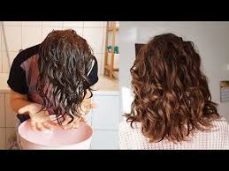 soforthilfe bei trockenen und frizzigen locken wellen curly girl methode bowl methode youtube lockige frisuren locken machen naturlocken frisuren