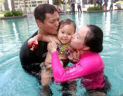 #agegroupswimming #buddingswimmers #buddingathletes #swimming #swimmingpool. Bayi Umur Kurang Dua Tahun Mampu Berenang Hampir 200 Meter Semasa Mstar