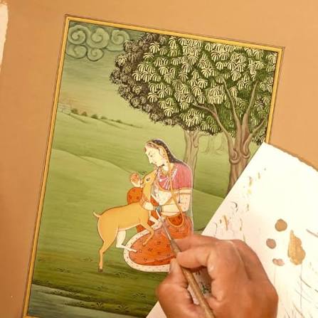 Rajasthani miniature snippets✨☺️ The art of Rajasthani miniature is so beautiful and intricate. It is so much fun to do. Small minute details add beauty to the art🥰 DM us to know